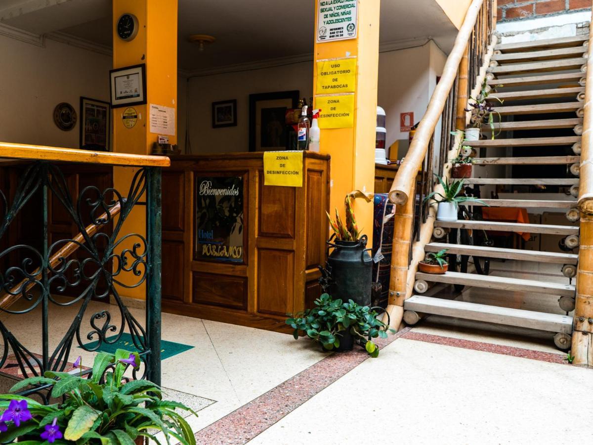 Hotel Poblanco By Rotamundos Fredonia Exterior foto